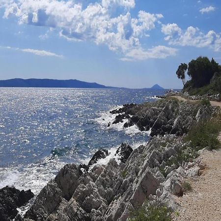 Tranquil Holiday Home In Labin With Private Swimming Pool Eksteriør bilde