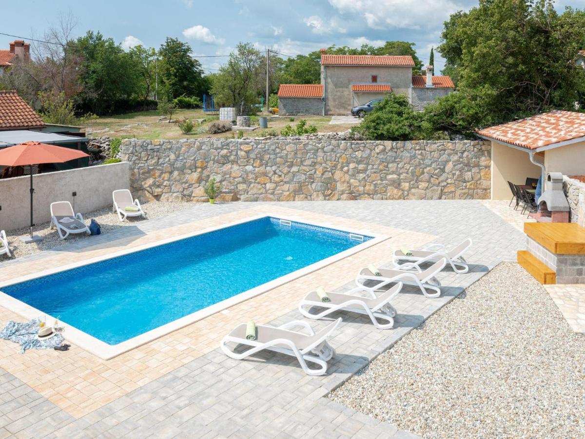 Tranquil Holiday Home In Labin With Private Swimming Pool Eksteriør bilde