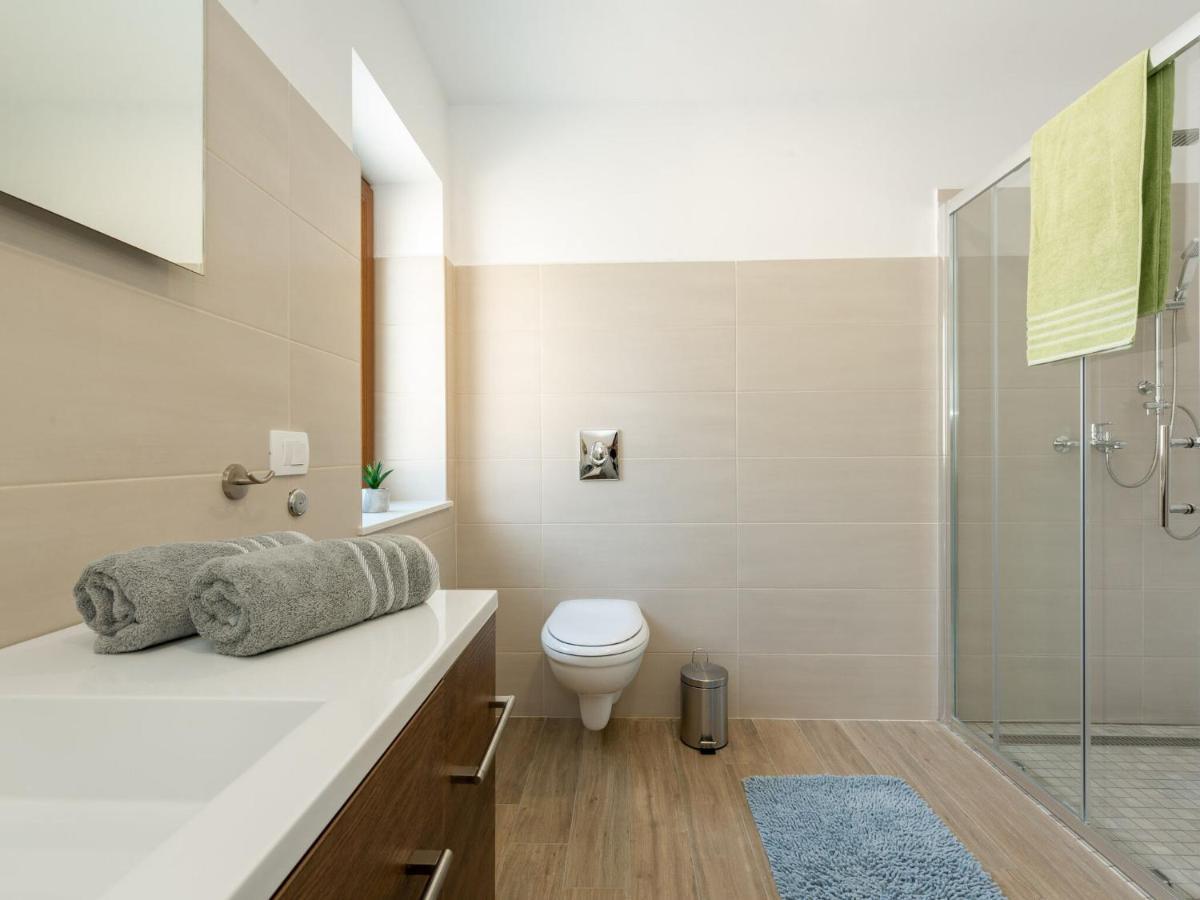 Tranquil Holiday Home In Labin With Private Swimming Pool Eksteriør bilde